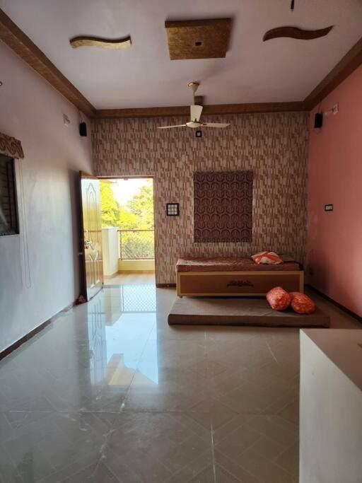 Farmhouse Close To Nature - Kesari Farm Γκαντχιναγκάρ Εξωτερικό φωτογραφία