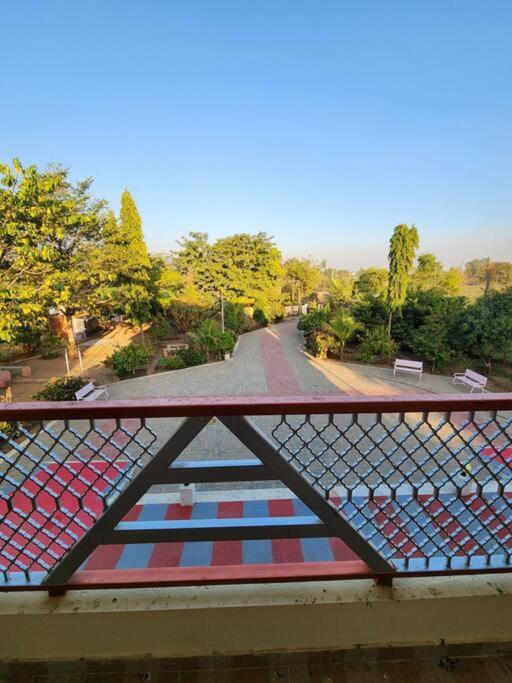 Farmhouse Close To Nature - Kesari Farm Γκαντχιναγκάρ Εξωτερικό φωτογραφία